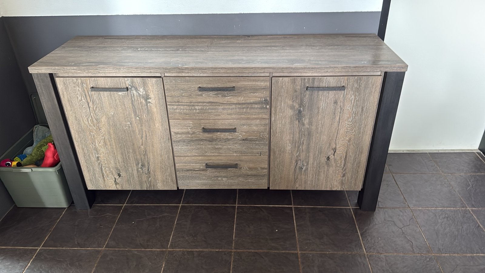 Dressoir en vetrinekast Kai Leenbakker, Ophalen, 100 tot 150 cm, Zo goed als nieuw, Met lade(s)