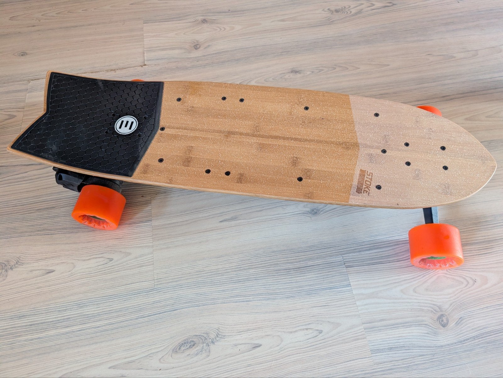 Evolve Stoke Elektrisch Skateboard (series 1) goede staat, Sport en Fitness, Ophalen, Zo goed als nieuw, Skateboard, Longboard