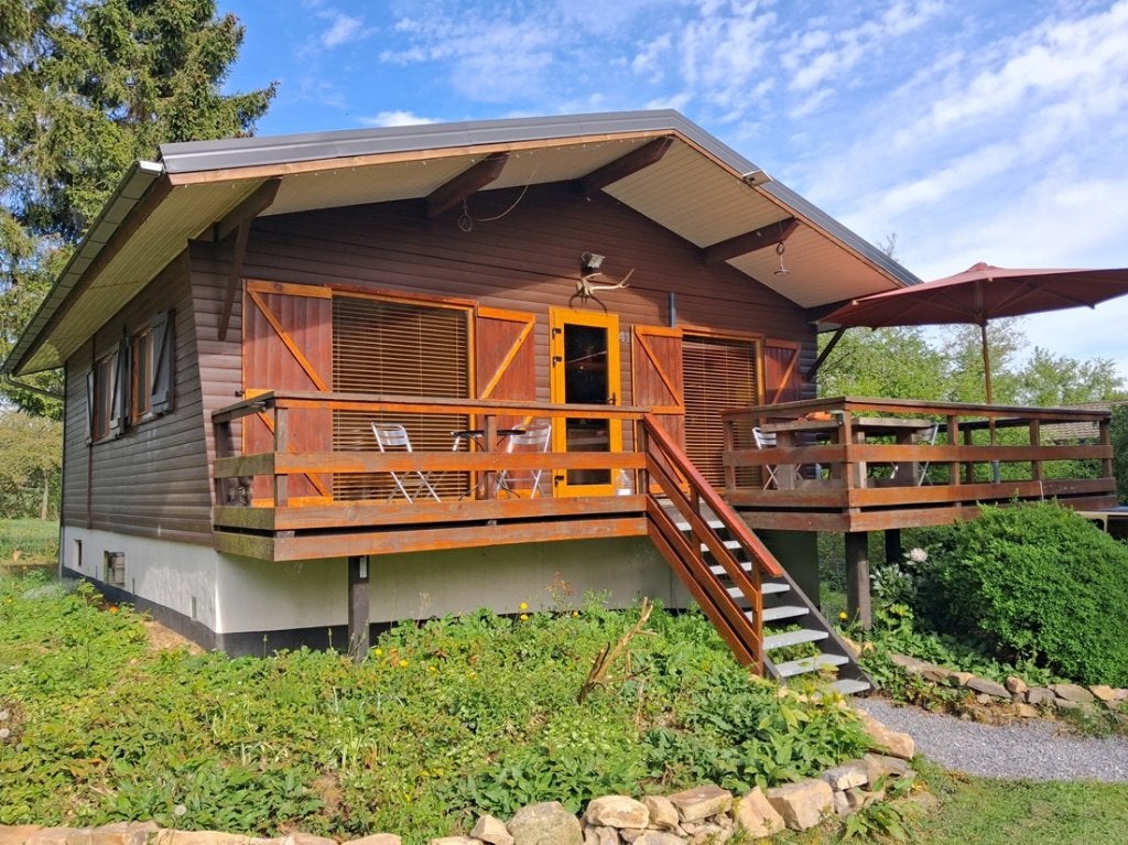 Chalet te koop Belgische Ardennen eigen grond gerenoveerd, 2 slaapkamers, In bergen of heuvels, Afwasmachine, Landelijk