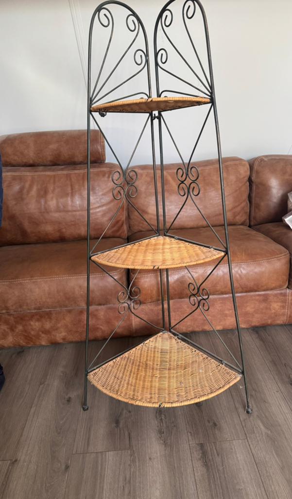 Etagere, Ophalen, Gebruikt