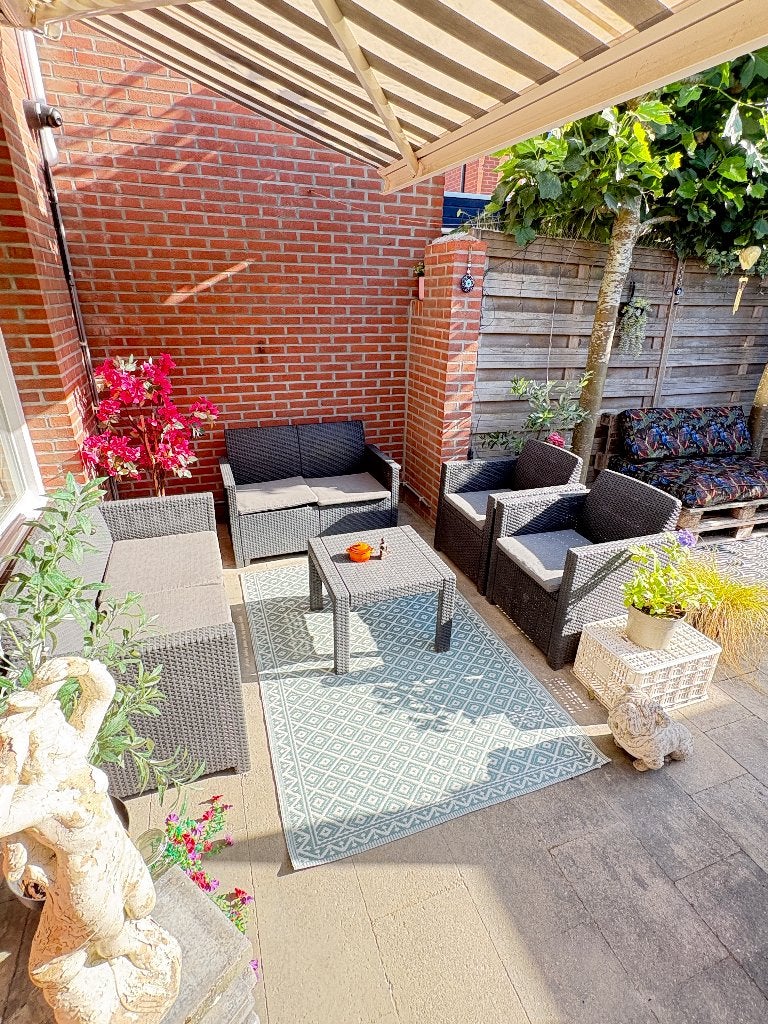 Te koop: Complete tweedehands tuinset, Ophalen, Kunststof, Gebruikt, 6 zitplaatsen