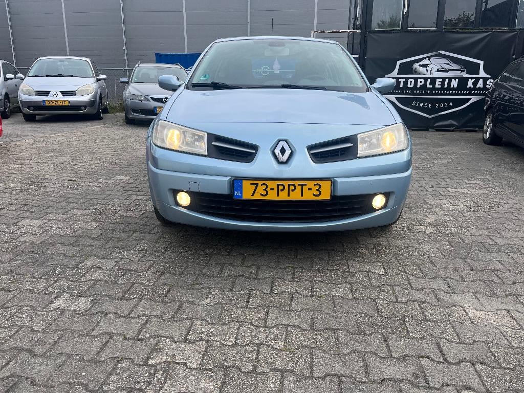 Renault Mégane 1.5 DCI 63KW 2008 Blauw, Auto's, Voorwielaandrijving, Stof, 625 kg, Metallic lak