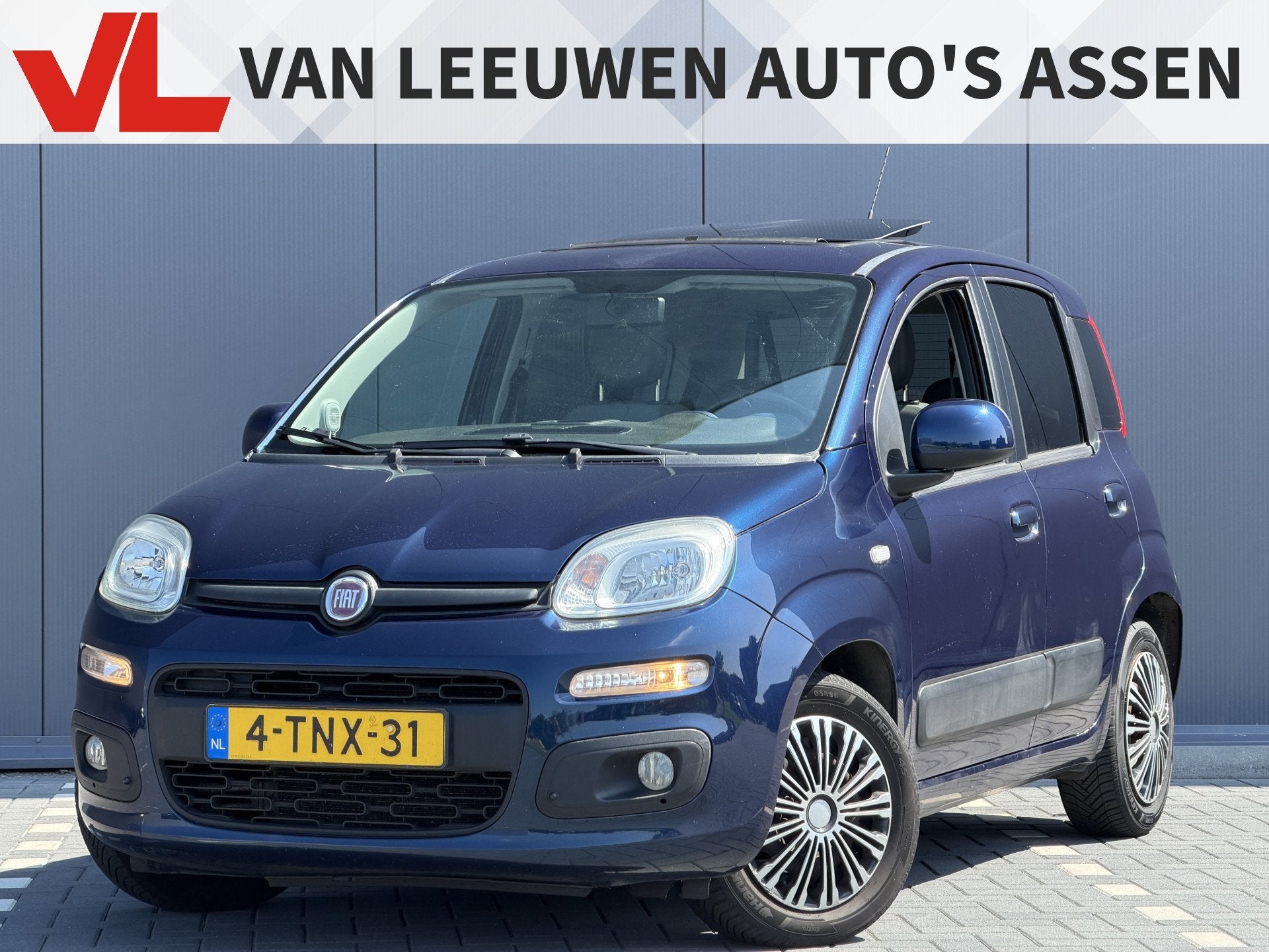 Fiat Panda 0.9 TwinAir Lounge | RIJKLAAR | Pano | Trekhaak |, Stof, Gebruikt, Panda, Origineel Nederlands