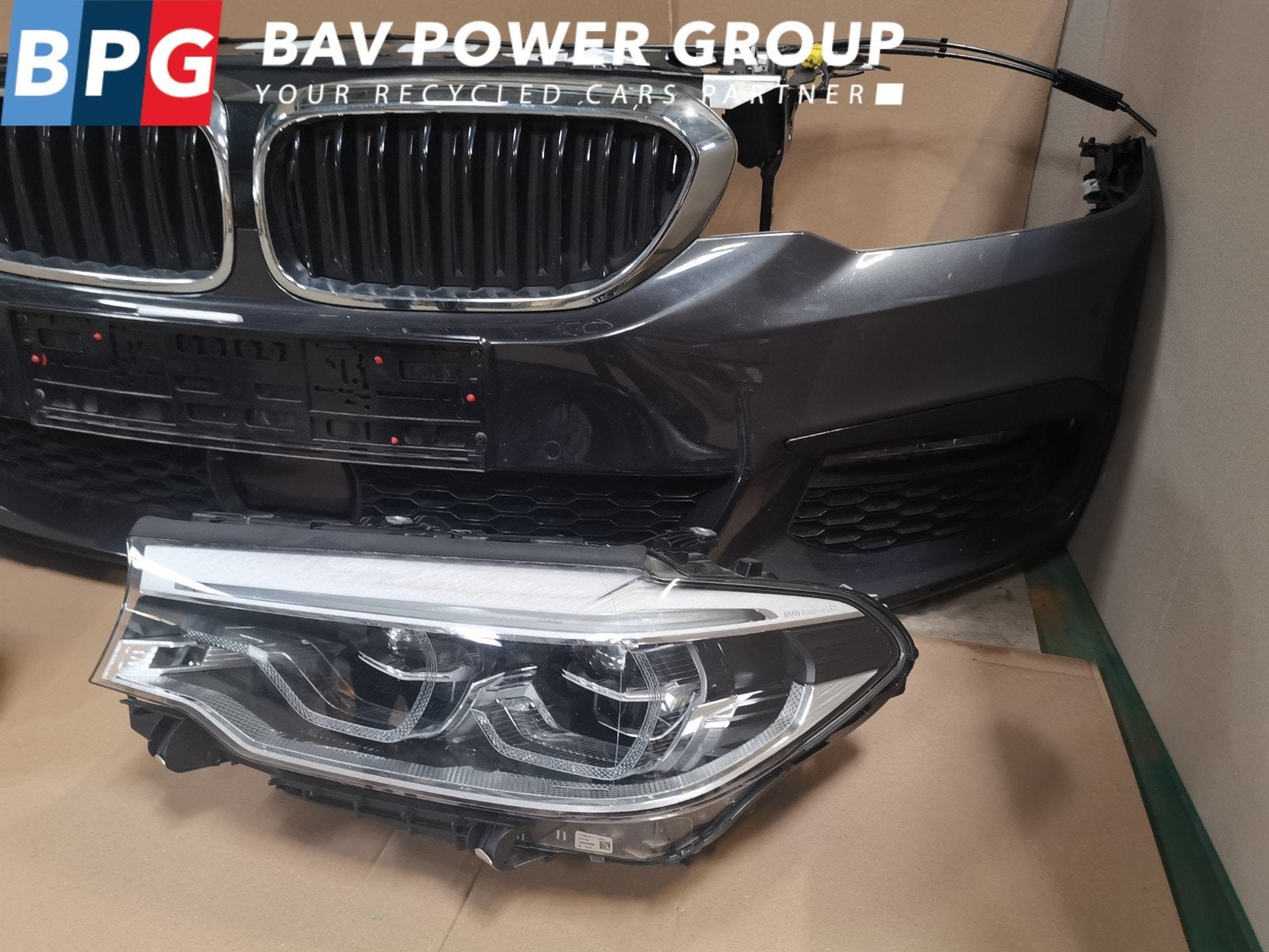 KOPLAMPEN SET LED ADAPTIVE BMW 5 serie (G30), Auto-onderdelen, Gebruikt, BMW, Petuelring 130
80809  München, DE, Bayerische Motoren Werke AG