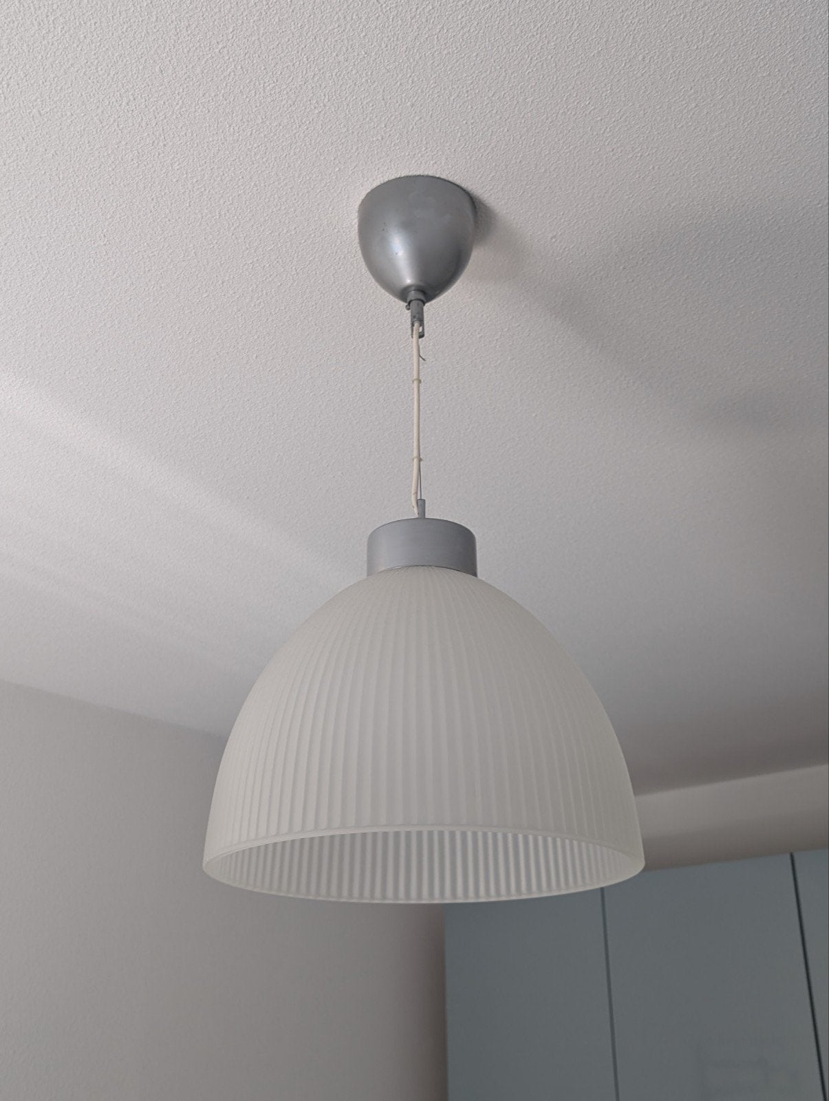IKEA Kalcium hanglamp - Melkglas met ribbels, Ophalen, Gebruikt, Modern, Scandinavisch, E27 (groot)