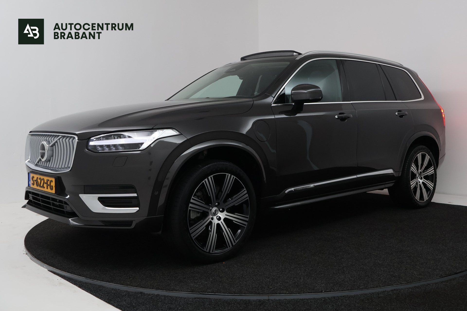 Volvo XC90 2.0 T8 Recharge AWD Ultimate Bright (PANORAMADAK,, Gebruikt, 4 cilinders, 1969 cc, 7 stoelen