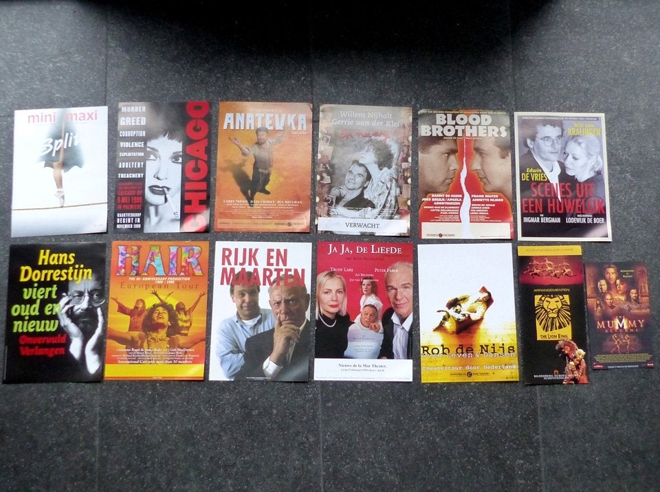Theater flyers seizoen 1998-1999 Chicago Rob de Nijs Anatevk, Ophalen of Verzenden, Zo goed als nieuw, Boek, Tijdschrift of Artikel