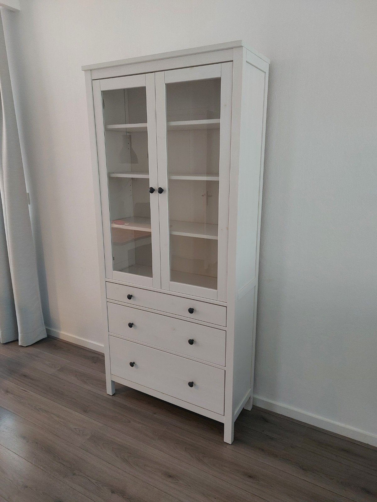 IKEA HEMNES Glazen deurkast met 3 laden, 90x197 cm, wit, Huis en Inrichting, Kasten | Vitrinekasten, Ophalen, Gebruikt, Met deur(en)