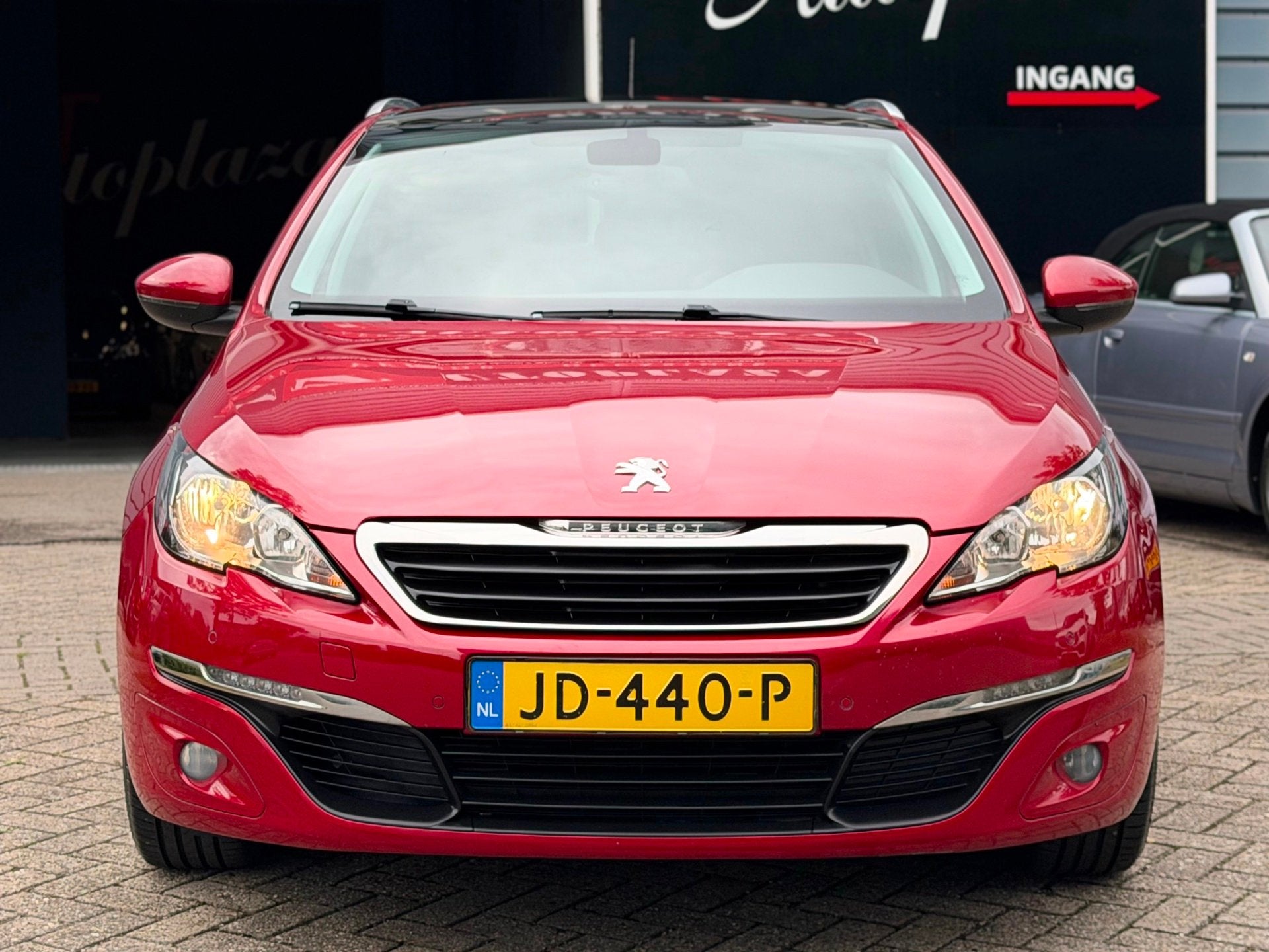 Peugeot 308 SW 1.2 PureTech Style NAVI/CAMERA/6-BAK/CRUISE |, Stof, Gebruikt, 1199 cc, 1165 kg