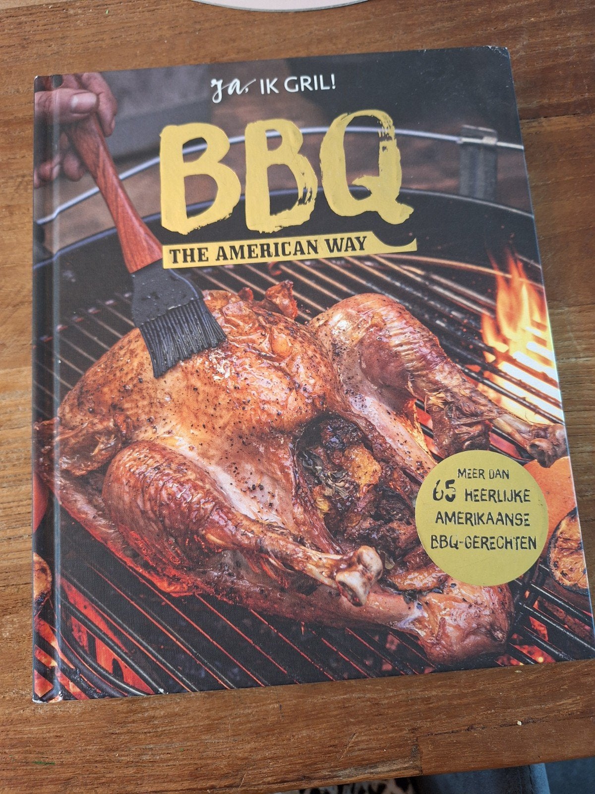 BBQ The American Way - Meer dan 65 Amerikaanse BBQ-gerechten, Onbekend, Voorgerechten en Soepen, Ophalen of Verzenden, Zo goed als nieuw