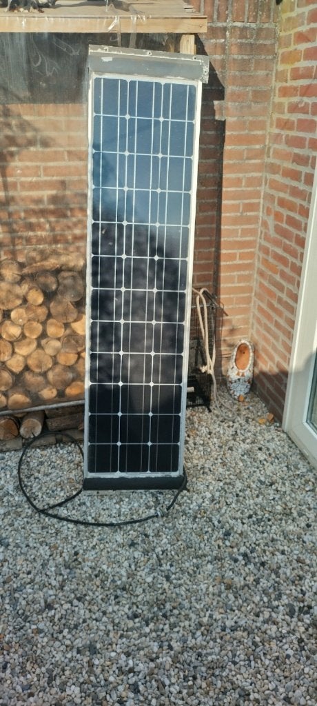 zonnepaneel 100 watt plus toebhoren, Ophalen, Gebruikt