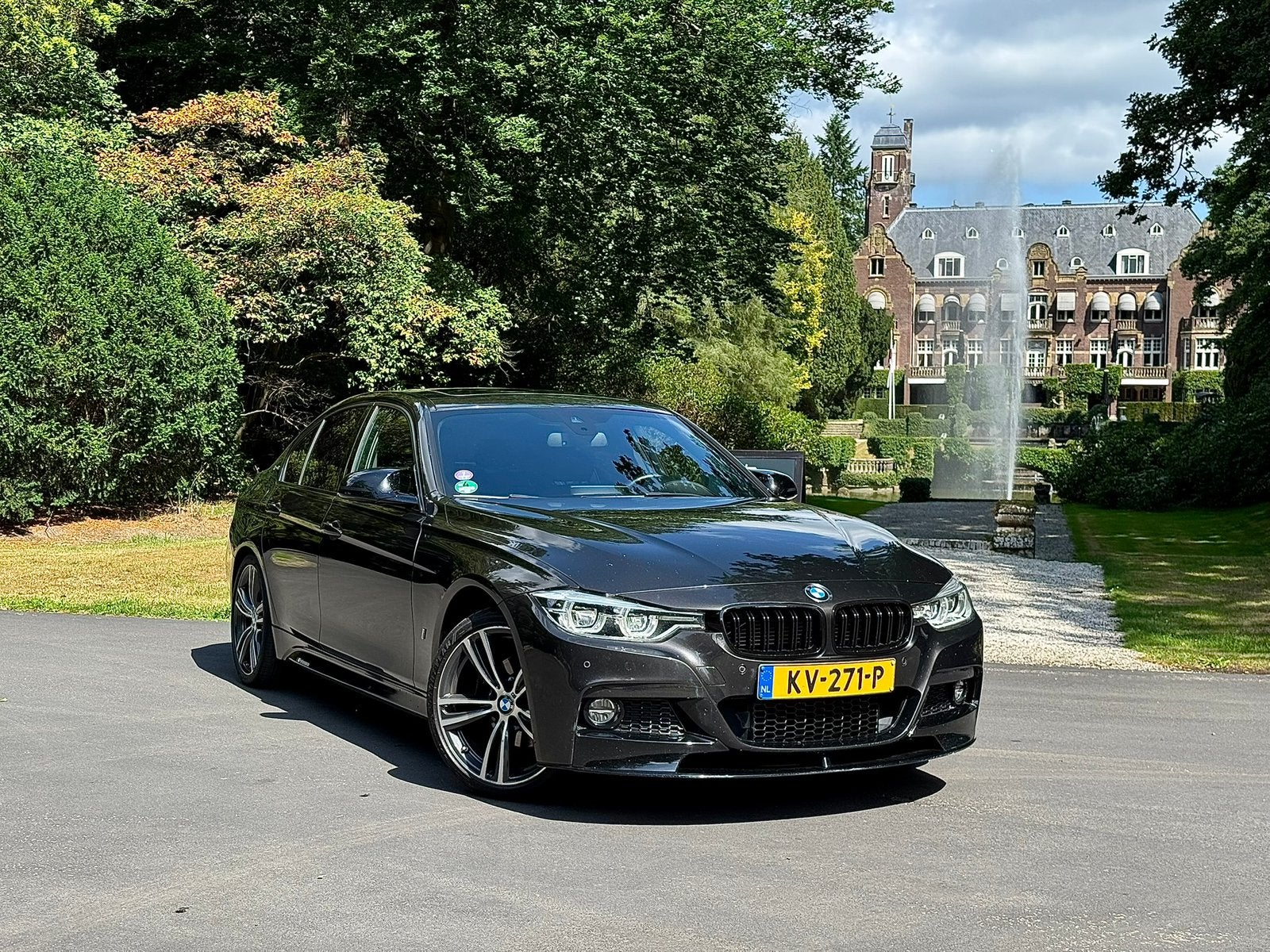 BMW 330e Sportpakket | 252pk | 2016 | Pano | Leder, 1998 cc, Achterwielaandrijving, Zwart, 48 km/l