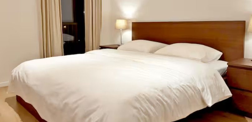 IKEA MALM Bedframe 180x200 cm - Bruin Gelazuurd Essenfineer, Ophalen, Bruin, Tweepersoons, Zo goed als nieuw