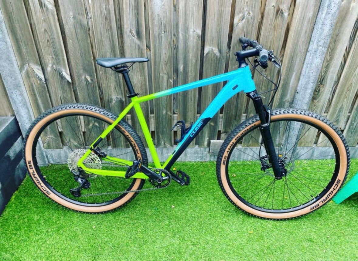 Cube reaction pro 2021, Fietsen en Brommers, Hardtail, Zo goed als nieuw, Schijfrem, 53 tot 57 cm
