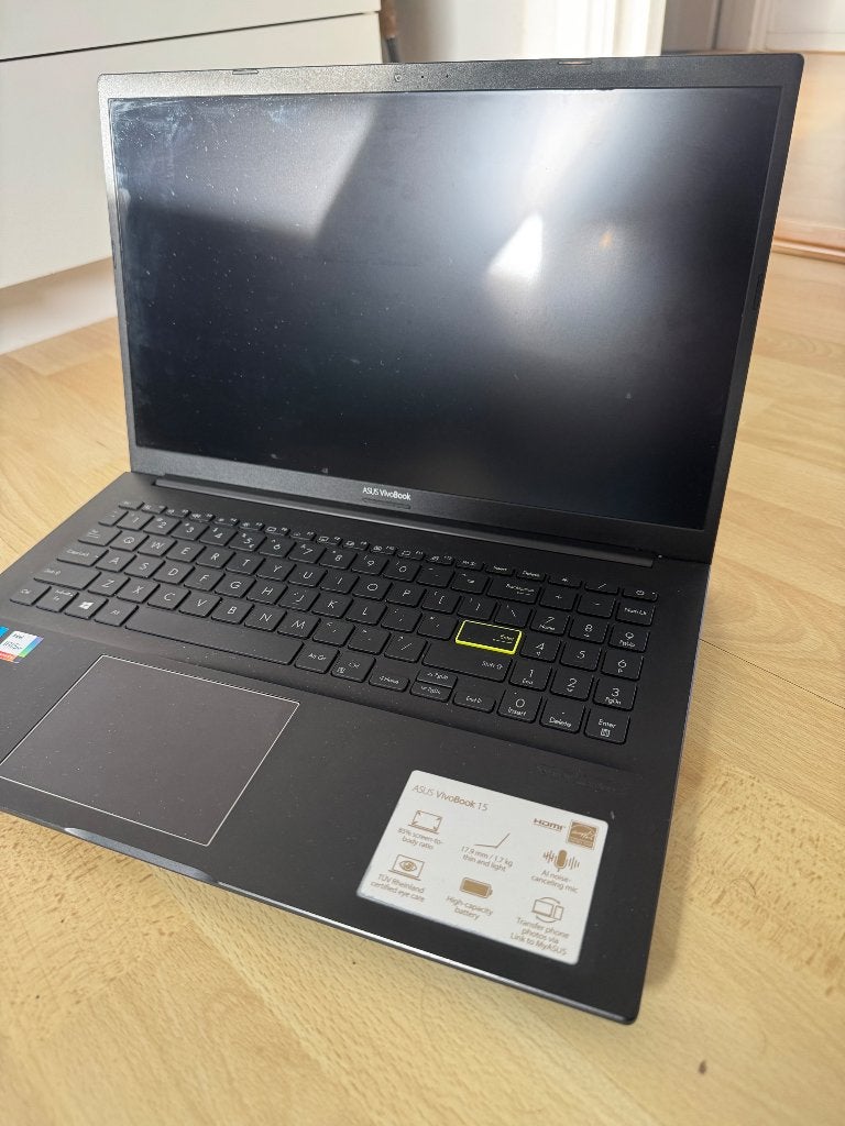Asus vivobook 15, Computers en Software, Windows Laptops, Zo goed als nieuw, 15 inch, SSD, 2 tot 3 Ghz, 16 GB, Azerty, Met videokaart