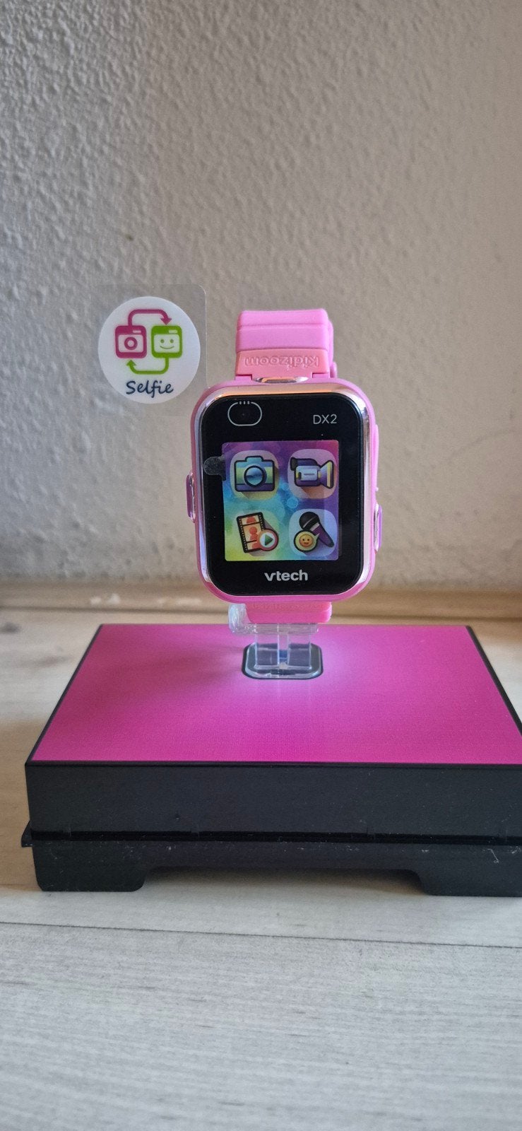 VTech KidiZoom Smartwatch DX2 Roze – Inclusief Doos & Acc, Ophalen of Verzenden, Zo goed als nieuw, Roze, Meisje