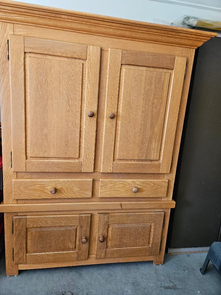 mooie blank eiken servieskast, Huis en Inrichting, Kasten | Buffetkasten, Ophalen, Gebruikt, Eikenhout, 150 tot 200 cm