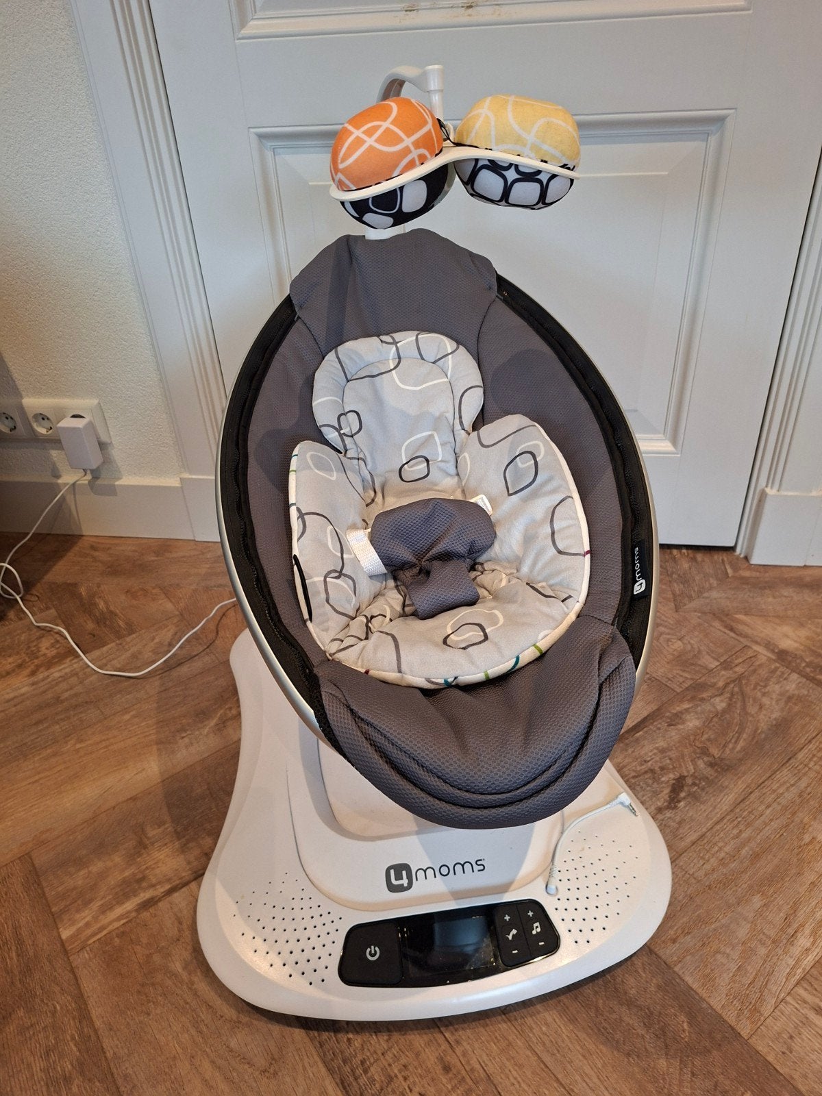 4moms mamaRoo 4.0 schommelstoel met 2 extra hoezen van Ukje, Overige merken, Schommelstoel, Verstelbaar, Ophalen of Verzenden
