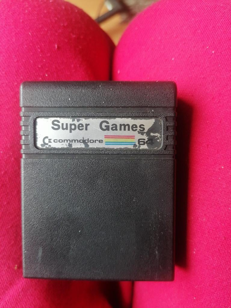 Commodore 64 cartridge - Super Games, Gebruikt, Overige genres, 1 speler, Ophalen of Verzenden