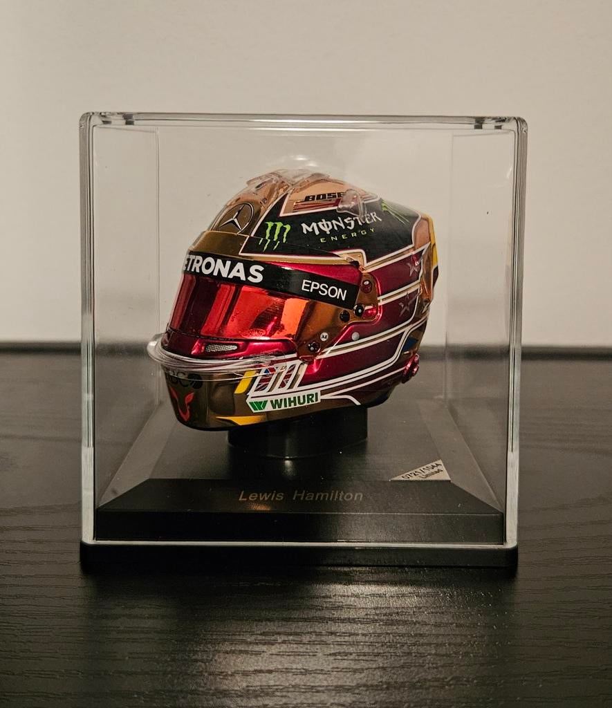 F1 Lewis Hamilton 2018 Silverstone helm schaal 1:5, Ophalen of Verzenden, Nieuw, Formule 1