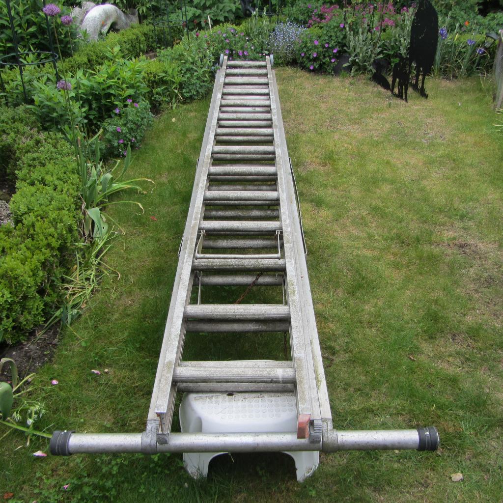 ladder 3 delig 3x14, Doe-het-zelf en Verbouw, Ladders en Trappen, Ophalen, Gebruikt, Opvouwbaar of Inschuifbaar, 4 meter of meer