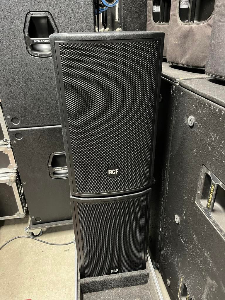 RCF NX M12-A Powered Neodymium Toppen met Flightcase, Overige merken, Gebruikt, RCF, Overige typen