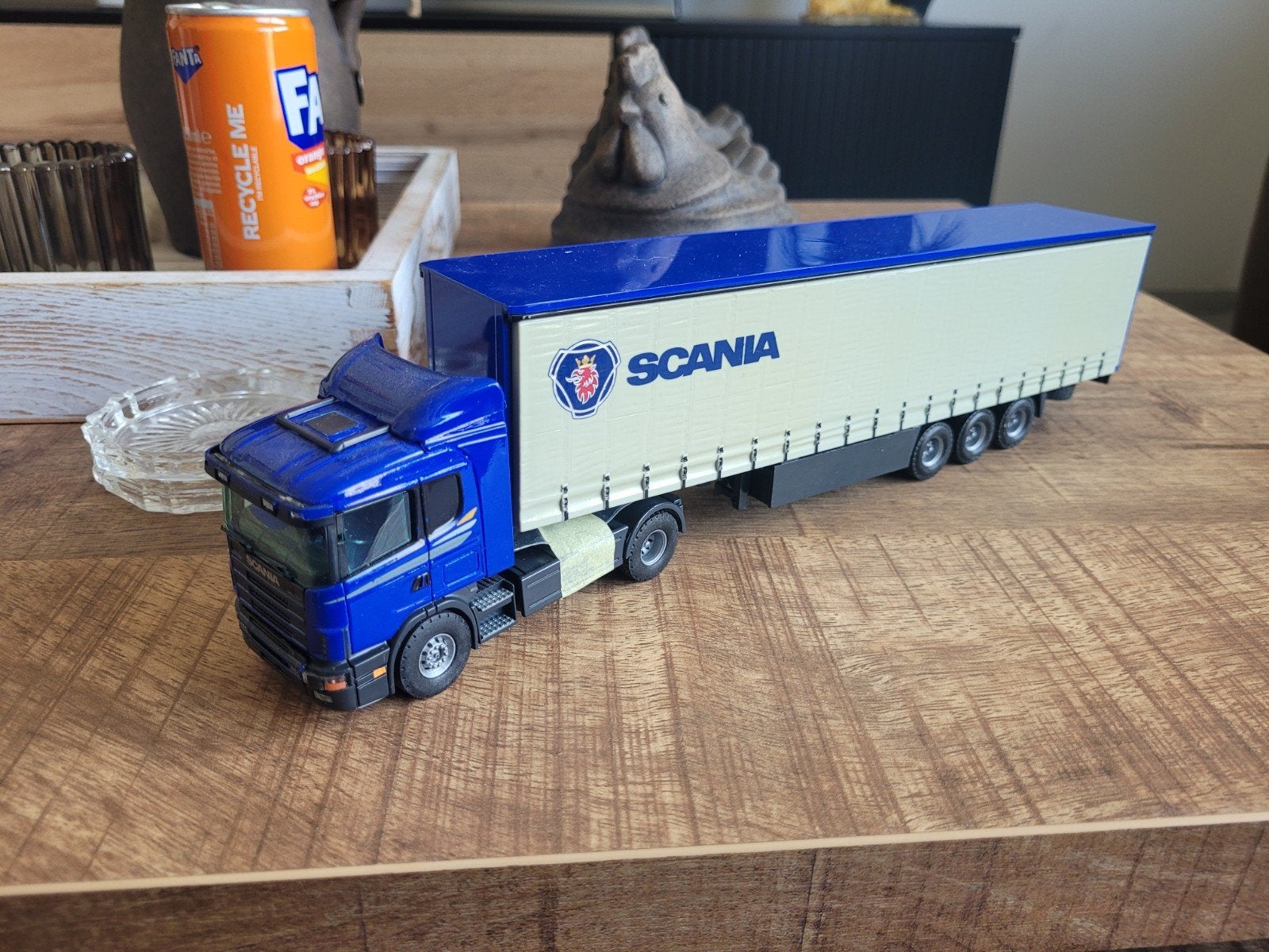 scania met demo oplegger schuifzeil, T, Zo goed als nieuw, Tekno, Bus of Vrachtwagen