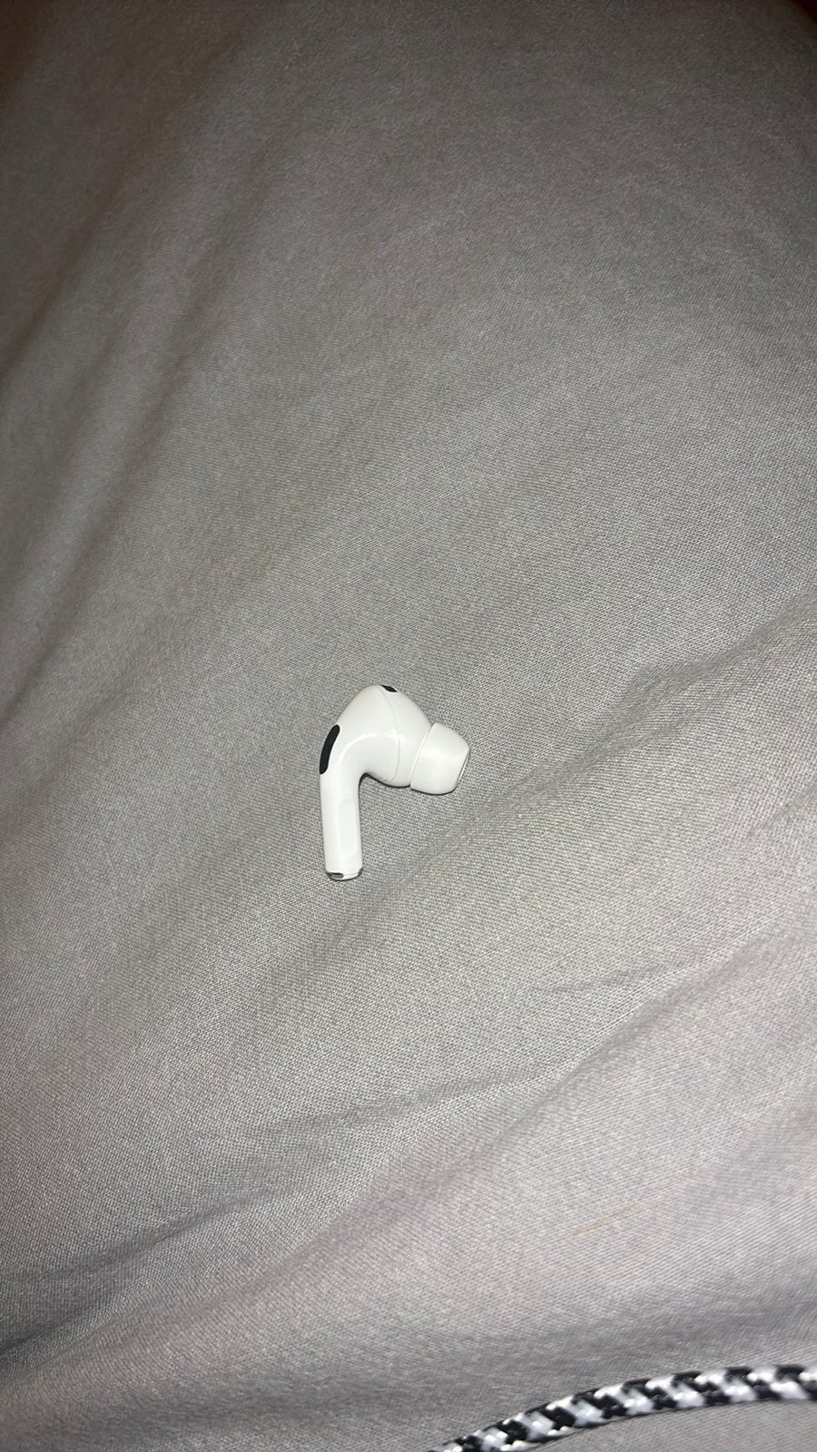 Airpods pro rechter oortje, goede staat, Ophalen of Verzenden, Zo goed als nieuw, Overige merken