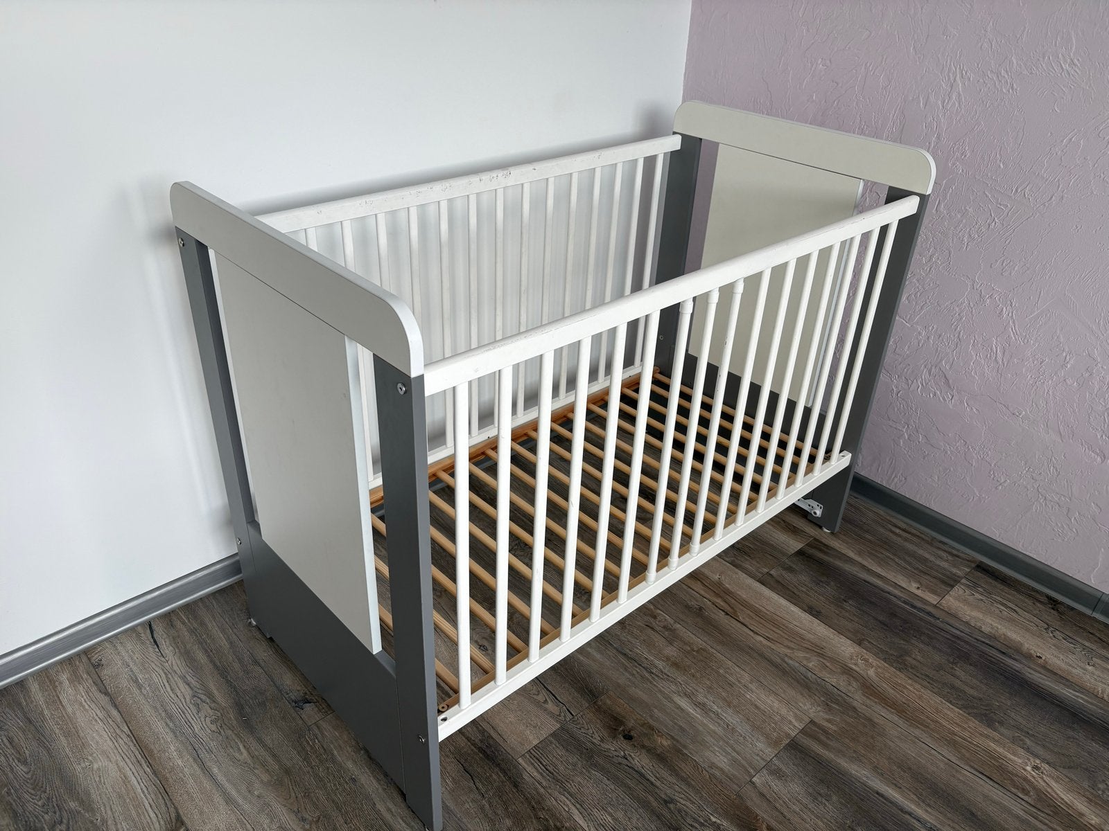 Kinderbedje 125x65x93 cm - Goede staat, Ophalen, Gebruikt, Lattenbodem, Minder dan 140 cm