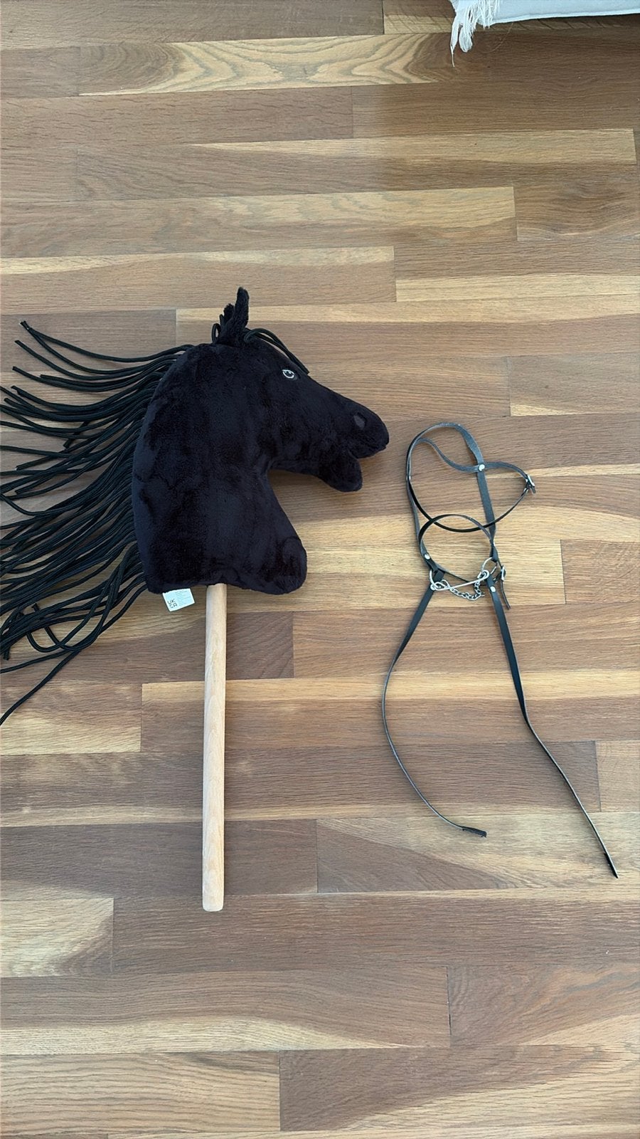 Hobbyhorse met hoofdstel - Zwart, Ophalen, Zo goed als nieuw, Jongen of Meisje
