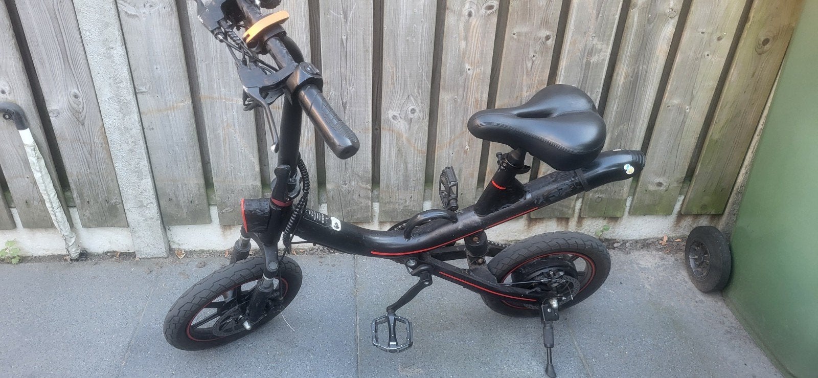 Elektrische mini bike - Pedaal drijft soms niet goed, Fietsen en Brommers, Ophalen