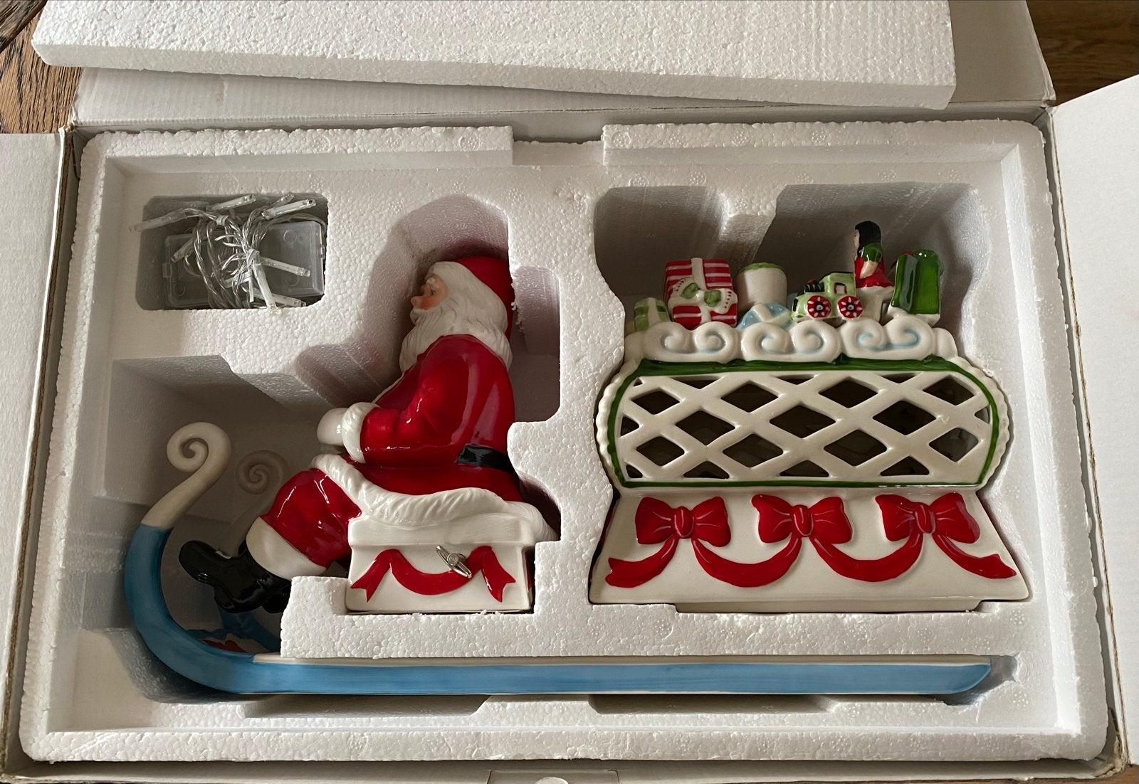 Villeroy en Boch kerstman met muziekslee en herten, Diversen, Ophalen, Gebruikt