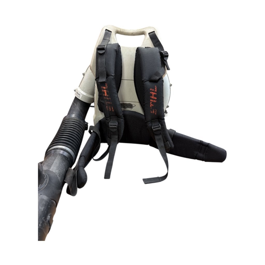 Stihl Magnum BR 600 Bladblazer | Gebruikte Staat, Stihl, Zo goed als nieuw, Support@stihl.com, Tihl Inc., 536 Viking Dr, Virginia Beach, 
VA 23452
USA