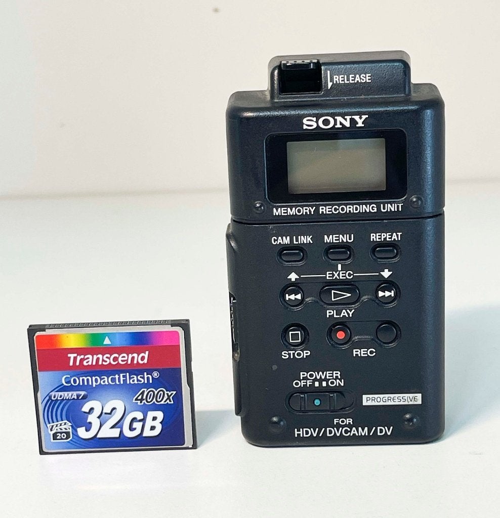 SONY HVR-MRC1 Memory Recording Unit + 32GB CF, N, N, Overige typen, Zo goed als nieuw