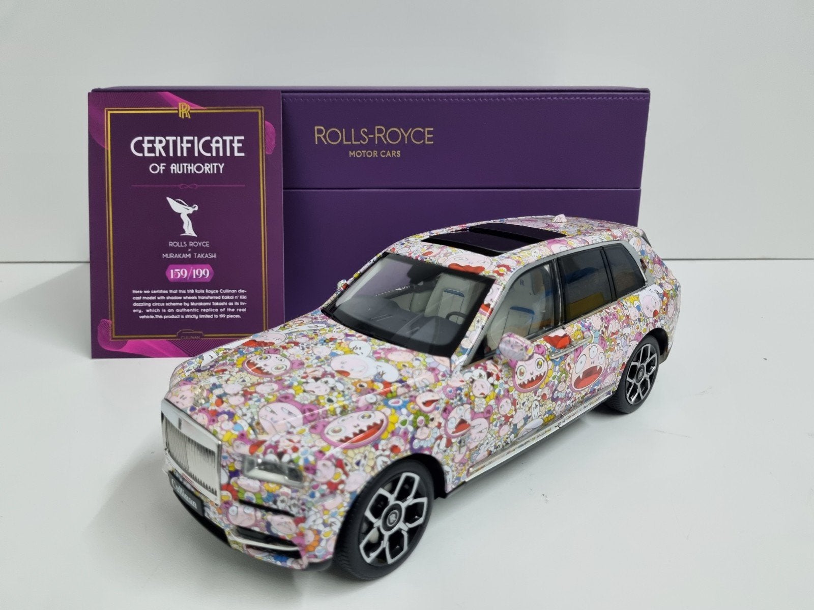 Rolls Royce Cullinan RR Takashi
Sunflower 1/199 1:18 Nieuw, Ophalen of Verzenden, Nieuw, Auto