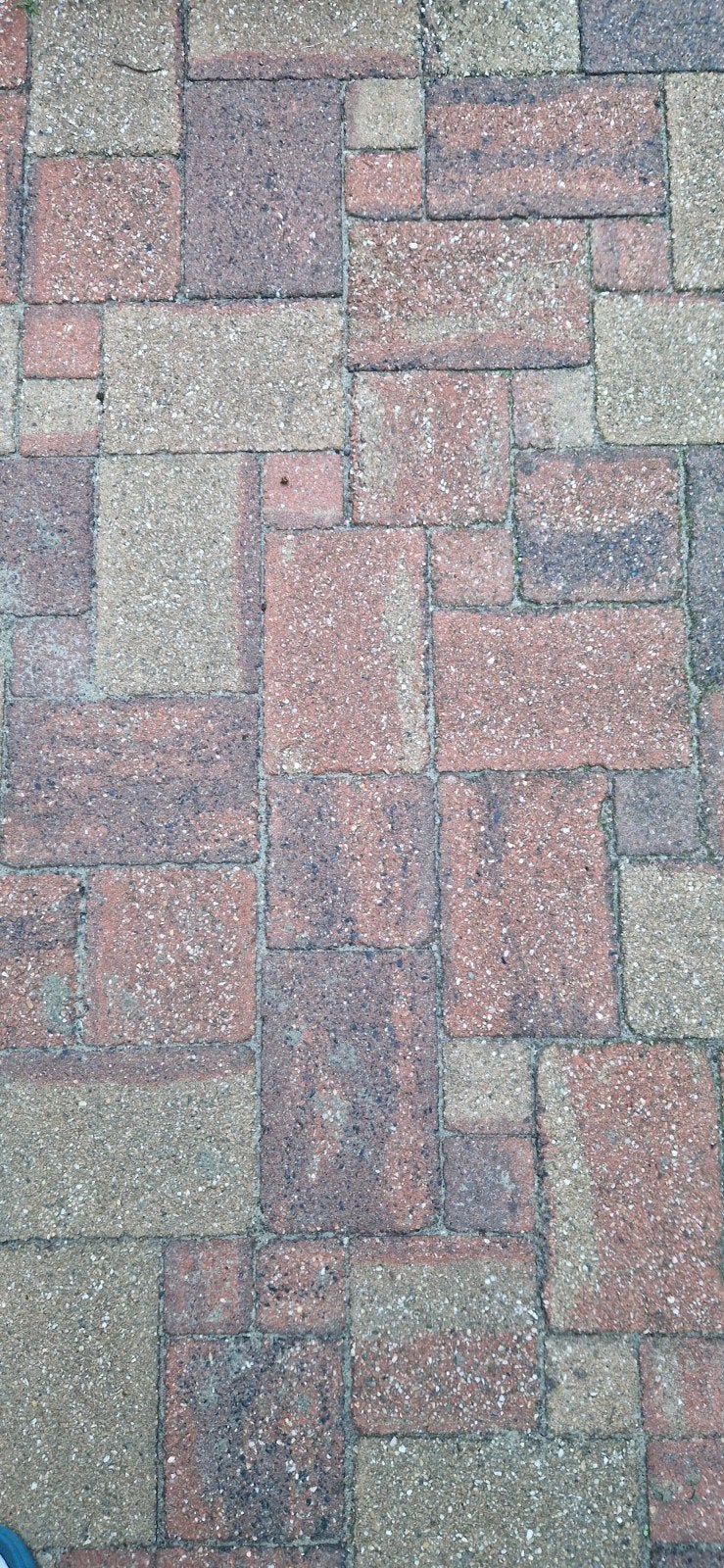 Gebruikte betonnen klinkers voor terras of oprit, Ophalen, Gebruikt, Klinkers, 10 m² of meer