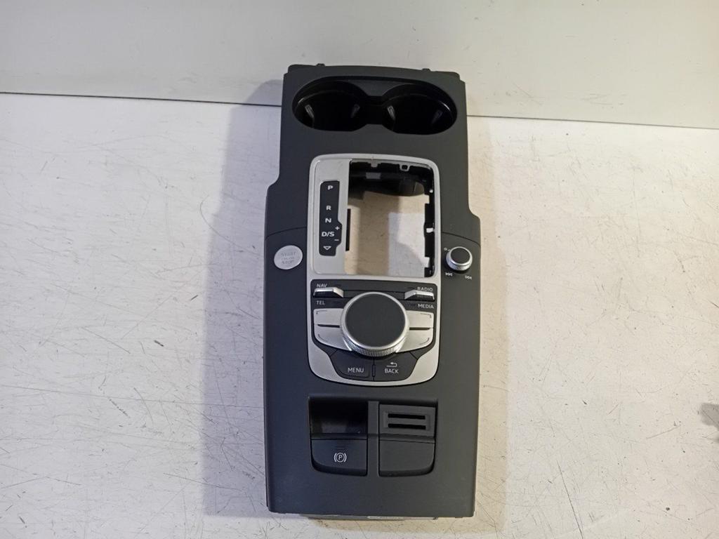 Bedieningspaneel multi media Audi A3, Auto-onderdelen, Dashboard en Schakelaars, Audi, Gebruikt, Herkomst onderdeel bekend, 12 maanden garantie