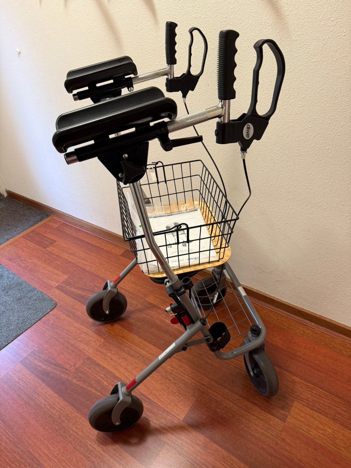 Armsteun Rollator /Cristallo2/ZGAN, Ophalen, Zo goed als nieuw