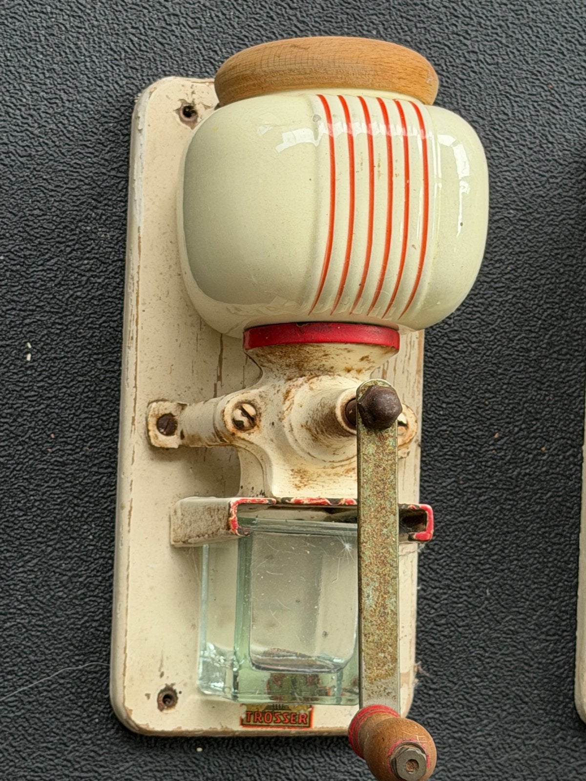 Vintage Armin Trosser Wandkoffiemolen - Jaren '50, Antiek en Kunst, Ophalen of Verzenden