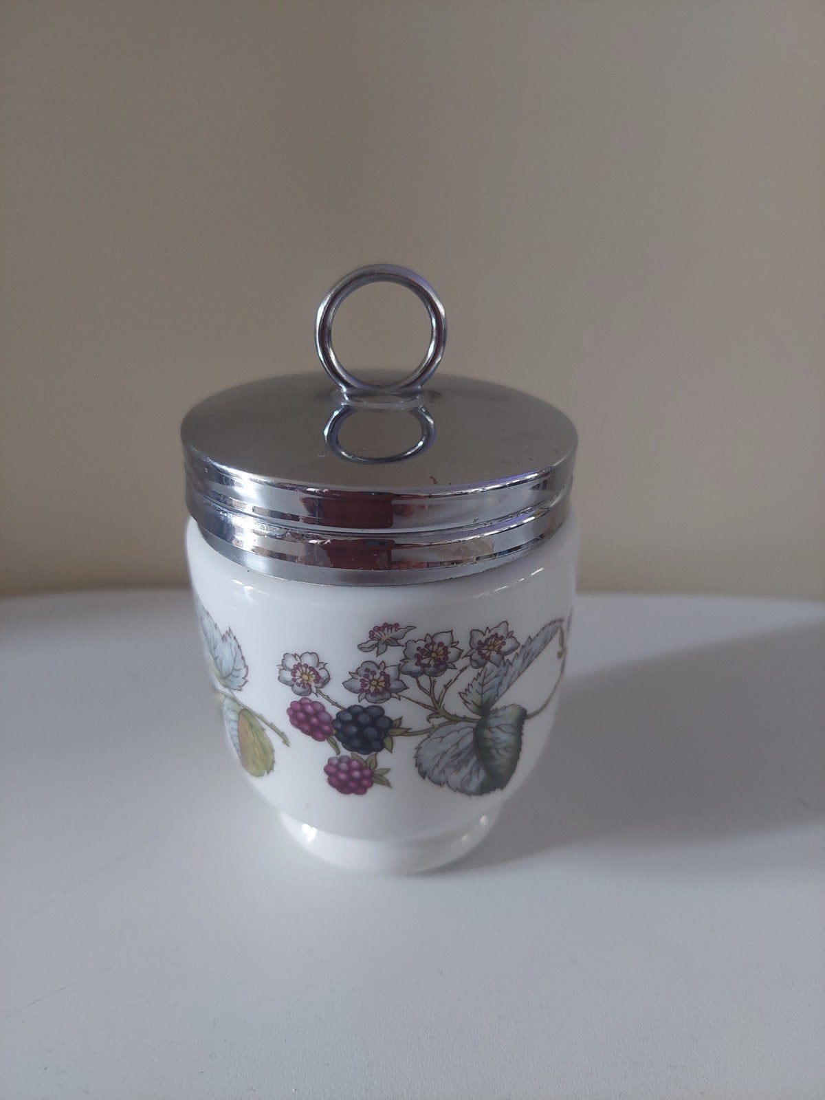 Egg Coddler groot Royal Worcester Lavinia Bramen motief, Ophalen of Verzenden, Porselein