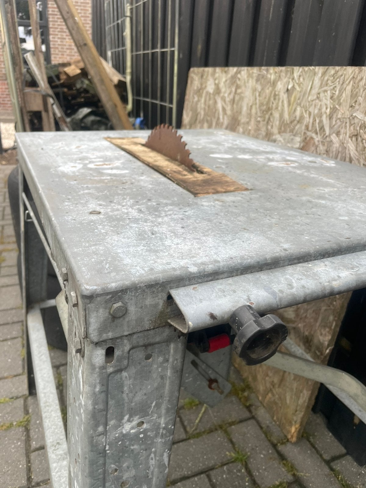 Zaagtafel, Doe-het-zelf en Verbouw, Gereedschap | Zaagmachines, Ophalen, Gebruikt, Cirkelzaag, 30 tot 70 mm