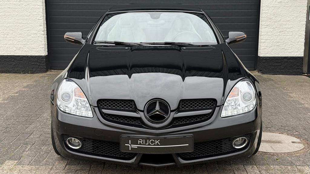 Mercedes-Benz SLK-klasse 200 K. | AMG | Airscarf | CarPlay |, Auto's, Mercedes-Benz, Achterwielaandrijving, Gebruikt, Zwart, 4 cilinders