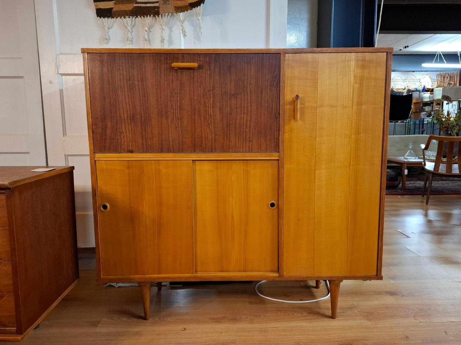 vintage secretaire wandkast wandmeubel teak kast mid century, .., Vintage mid century design jaren 60 70, Zo goed als nieuw, ..