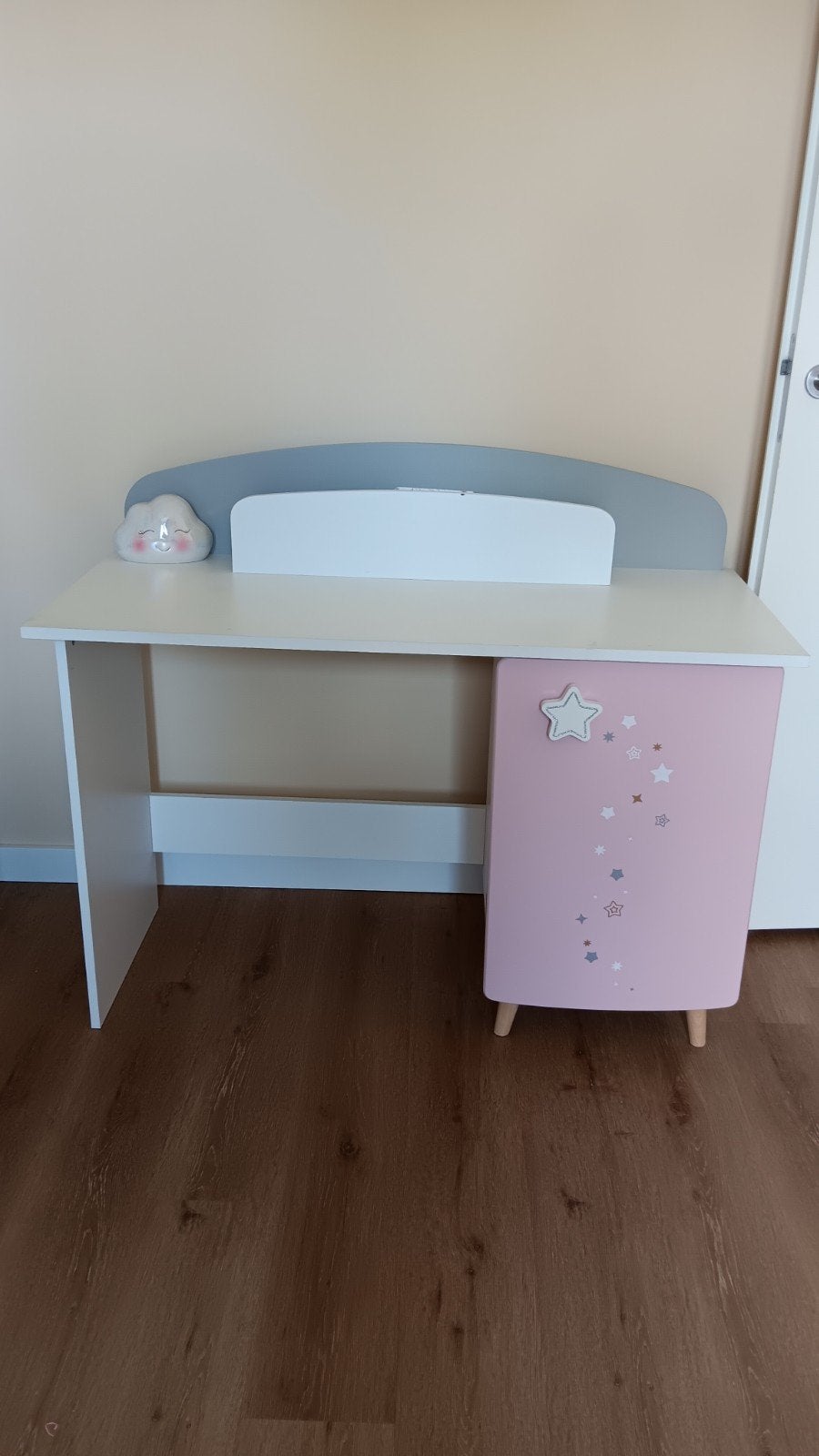 Bureau kinderkamer rose wit, Huis en Inrichting, Bureaus, Gebruikt, Kinderbureau, 50 cm, Ophalen of Verzenden
