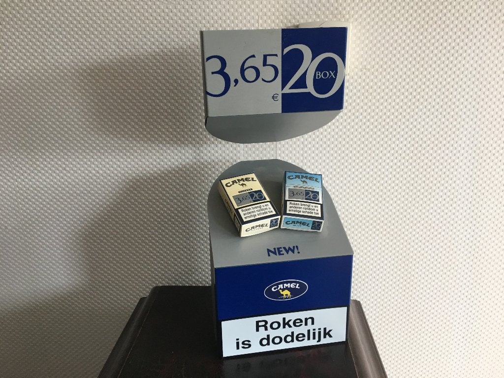 Camel sigaretten display met pakjes  Decoratie reclame, Ophalen of Verzenden, Nieuw, Overige typen