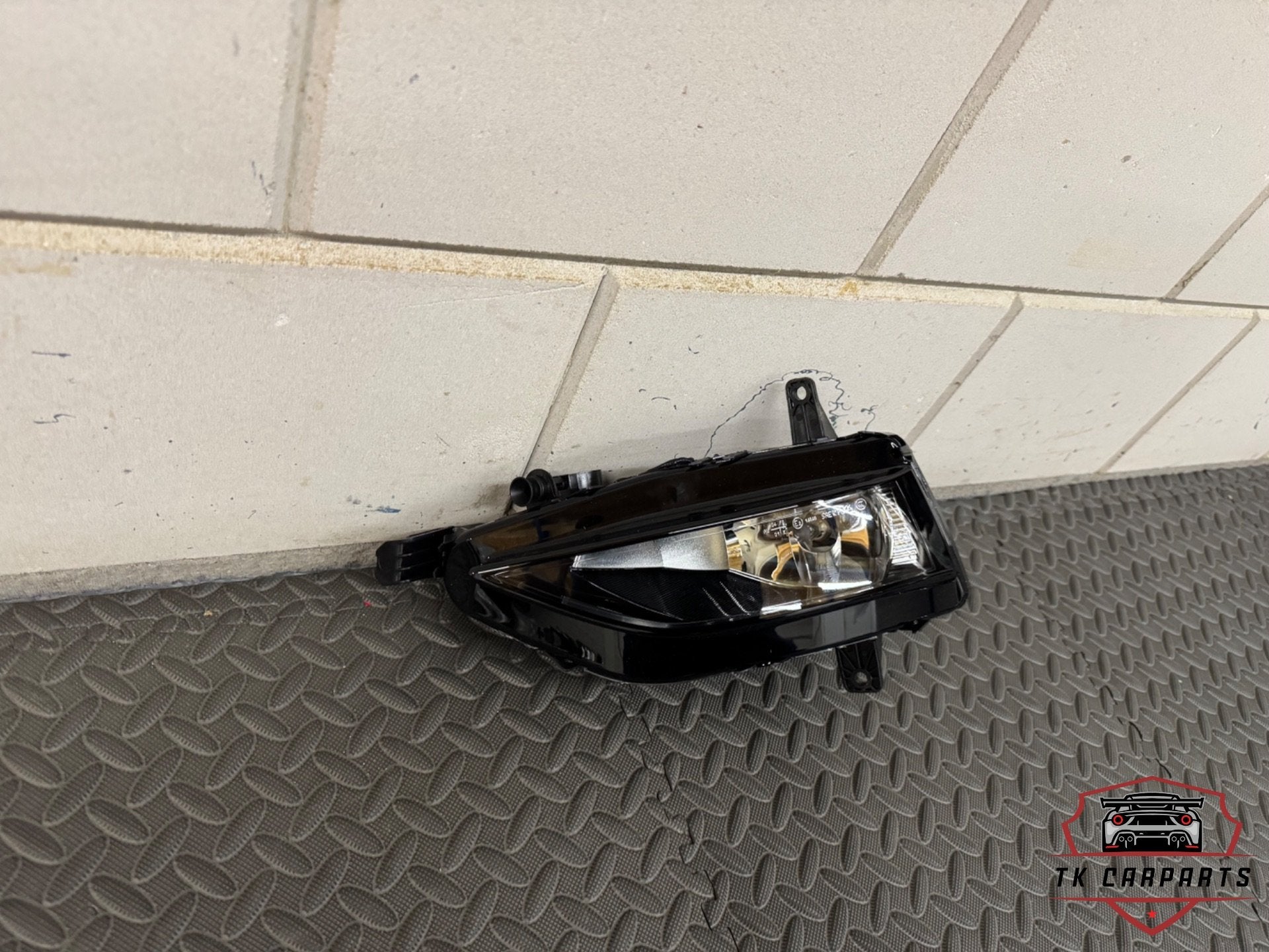 Nieuw Volkswagen Golf 7.5 / 7 facelift mistlamp Links, Auto-onderdelen, Volkswagen, Volkswagen AG, Nieuw, Berliner Ring 2
38440  Wolfsburg, DE