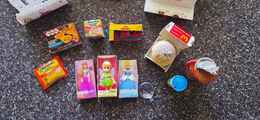 Mini Brands Disney en andere miniaturen, Kinderen en Baby's, Speelgoed | Overig, Ophalen of Verzenden, Gebruikt, Jongen of Meisje