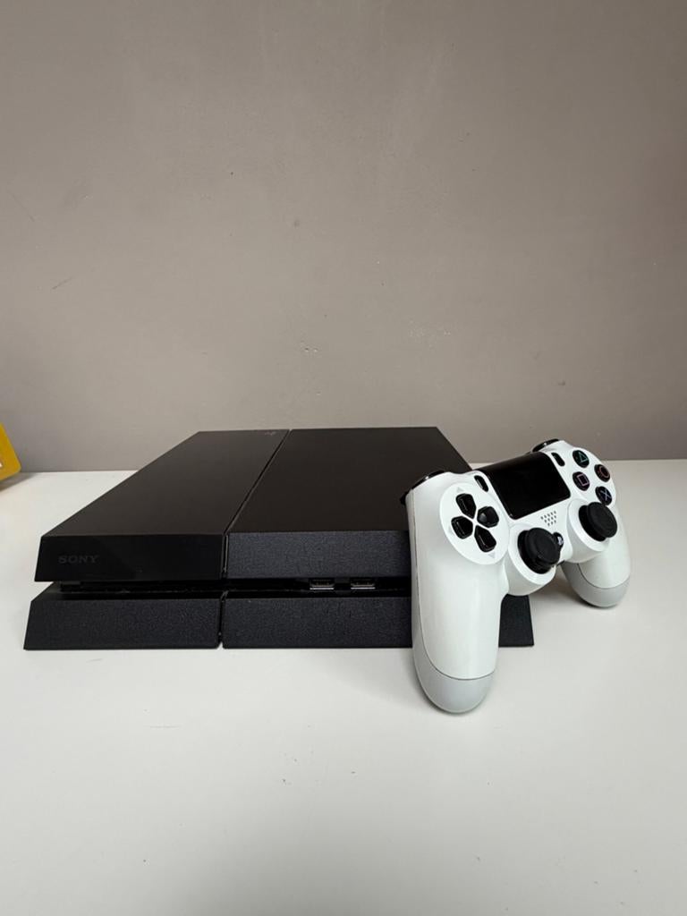 PlayStation 4 met controller, Spelcomputers en Games, Spelcomputers | Sony PlayStation 4, Gebruikt, Original, 500 GB, Met 1 controller