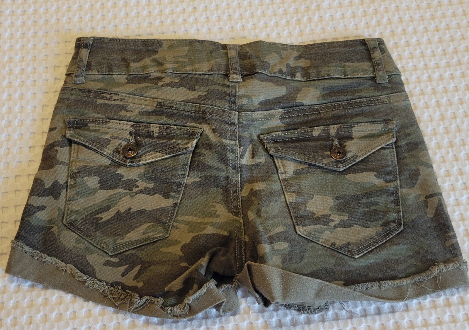 Vanilla Star Camo Low Rise Midi Shorts W25, Kleding | Dames, Kort, Vanilla Star, Ophalen of Verzenden, Maat 34 (XS) of kleiner