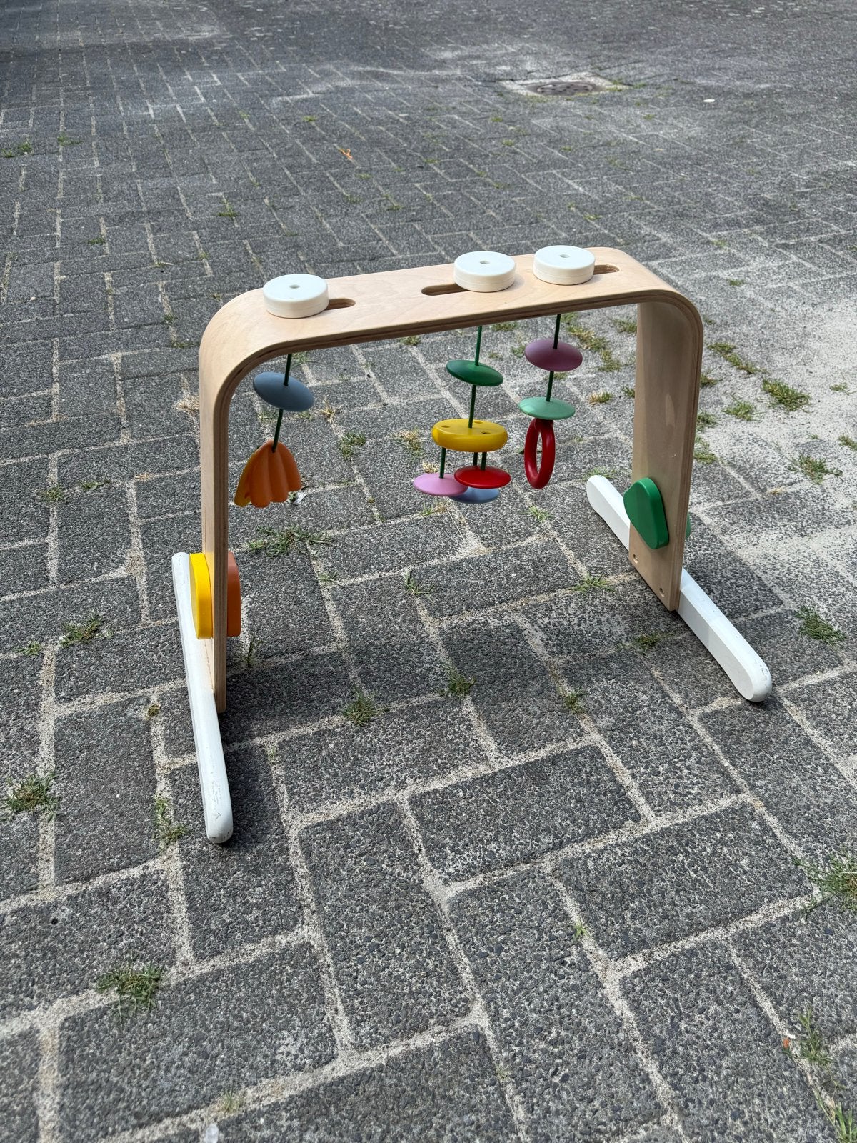 Houten Babygym met Kleurrijke Hangers, Ophalen, Zo goed als nieuw, Babygym